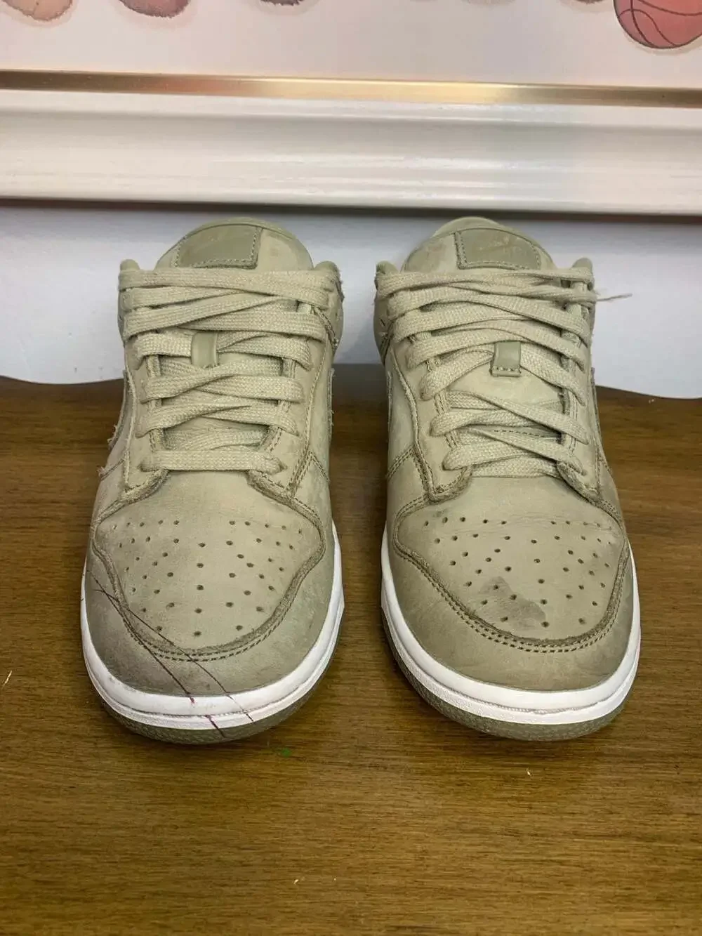 Nike Dunk Low PRM Neutral Olive Women Size 7